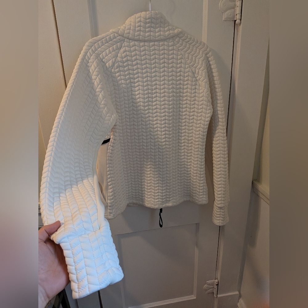 New Balance Women's Heatloft Athletic White Jacket - Size M - Picture 7 of 9